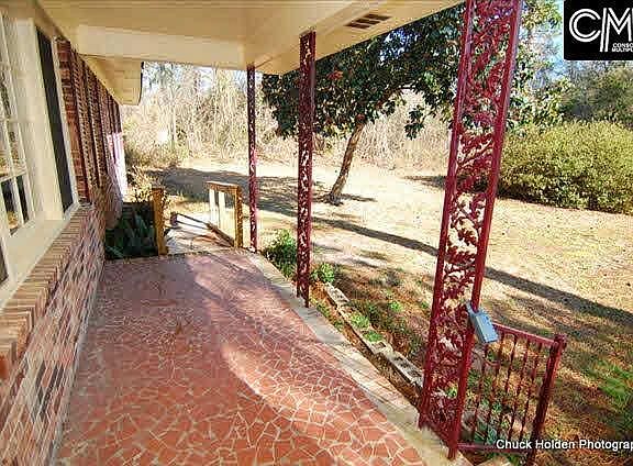 2nd image of 800 Pond Dr