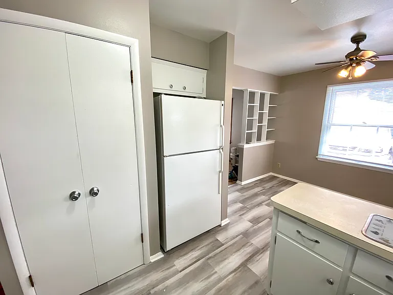 Kitchen with Loads of Storage