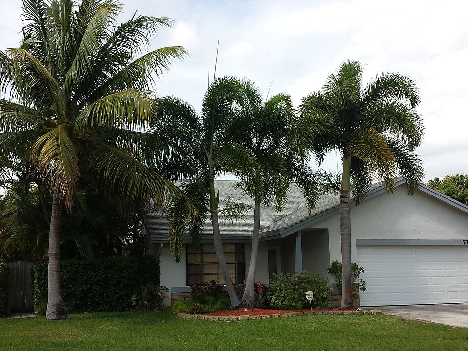 1st image of 7301 NW 44th Pl