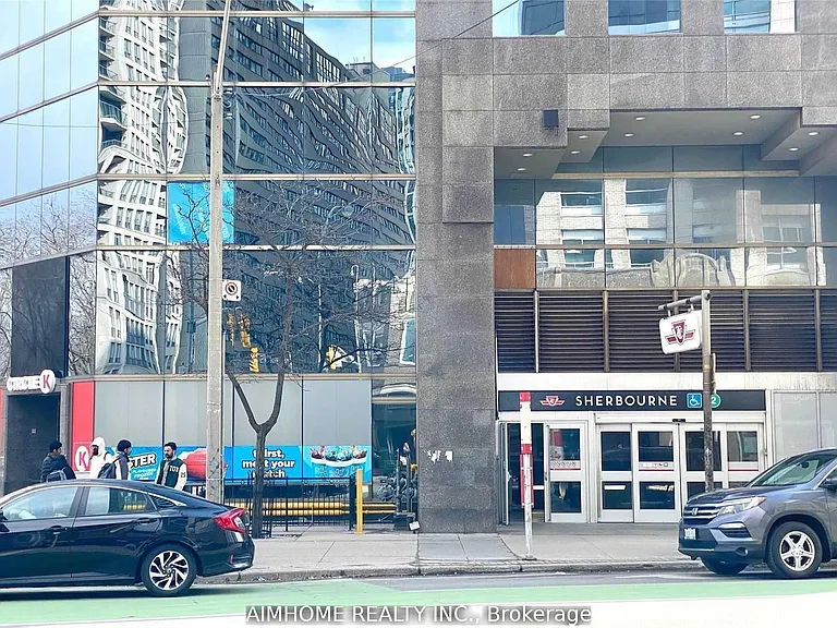 609 Sherbourne St #2210 — Photo 12