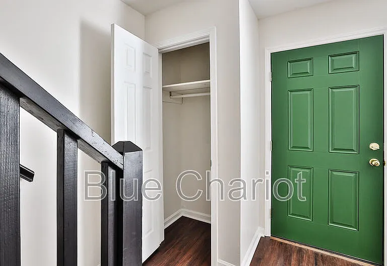 1000 Fargo St #E3 — Photo 12