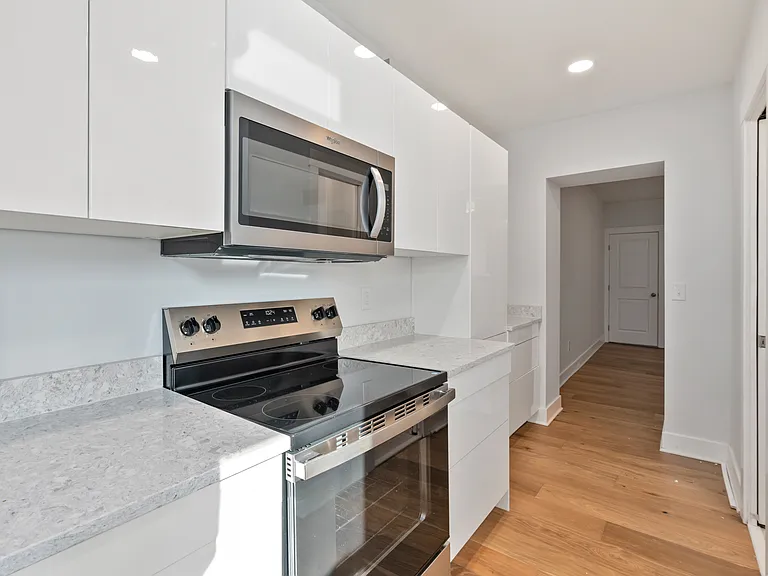 1515 Arch St — Photo 7