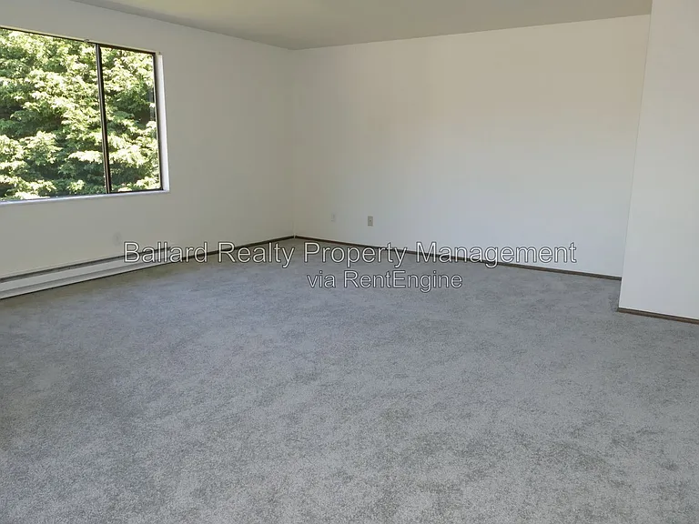 3018 NW 85th St #9 — Photo 5