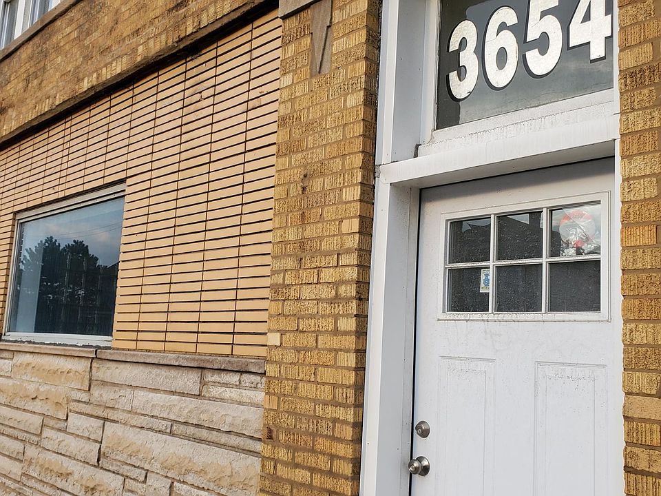 1st image of 3654 N Cicero Ave #2