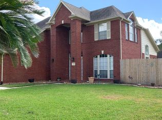 10900 Spruce Dr N, La Porte, TX 77571