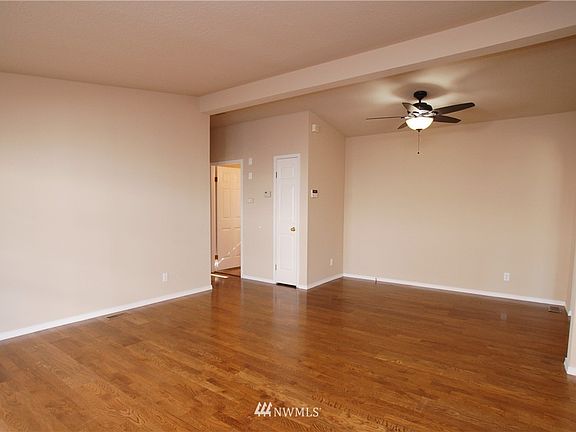 2nd image of 2711 Bona Vista Drive SW