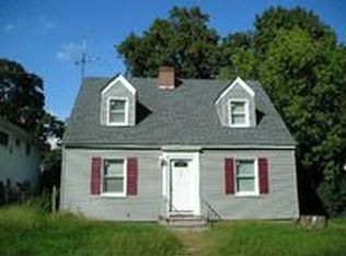 123 Harris Dr, Oceanside, NY 11572