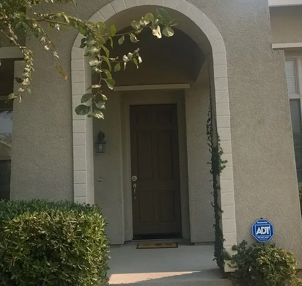9835 Peters Ranch Way — Photo 2