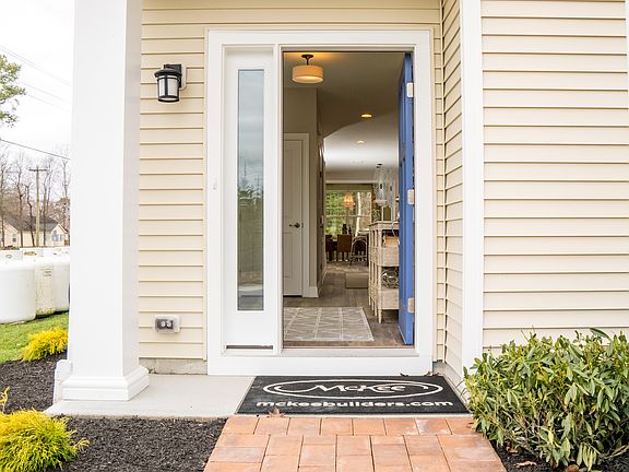 4th image of 34104 Ballycroy St
