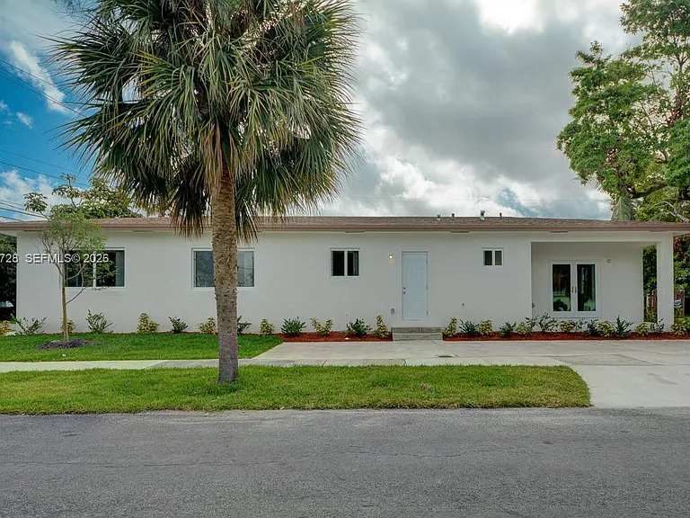 312 Phippen Waiters Rd — Photo 2