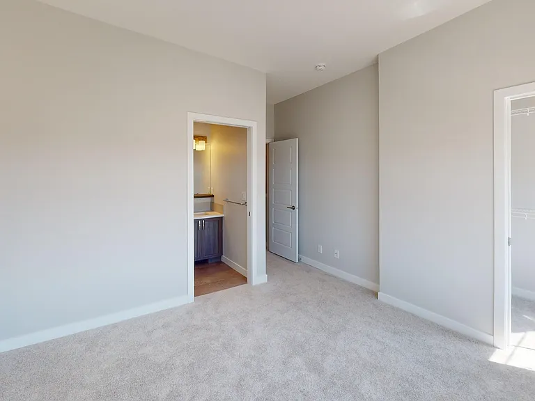 611 Mahogany Blvd SE — Photo 29