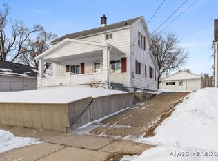 1441 Emerson Ave NW, Grand Rapids, MI 49504