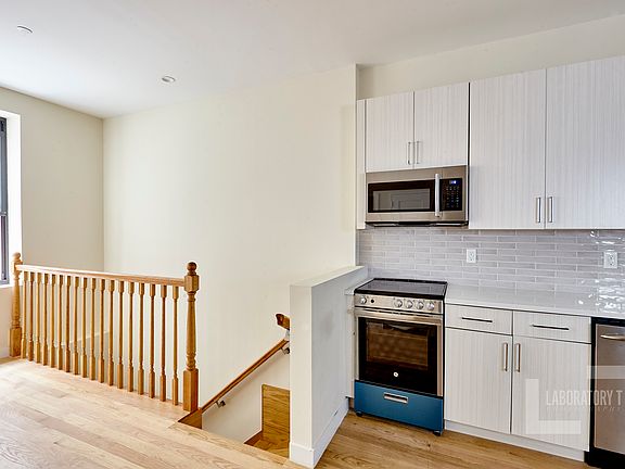 2nd image of 783 Saint Nicholas Ave APT 1R
