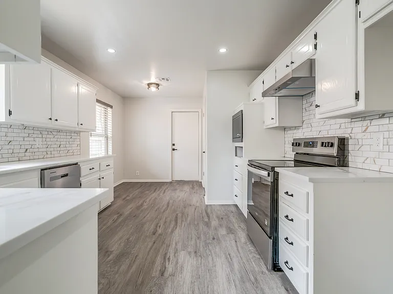 2809 Countrywood Ln — Photo 25
