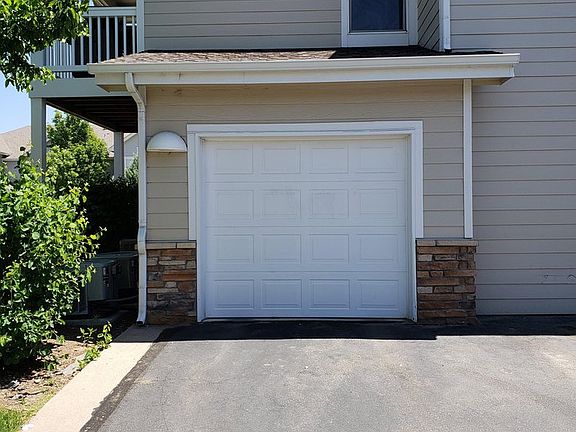 3rd image of 3770 Ponderosa Ct Unit 5