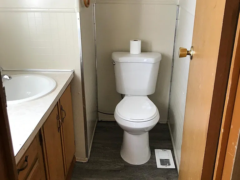 335 N Diamond Ave #2 — Photo 5