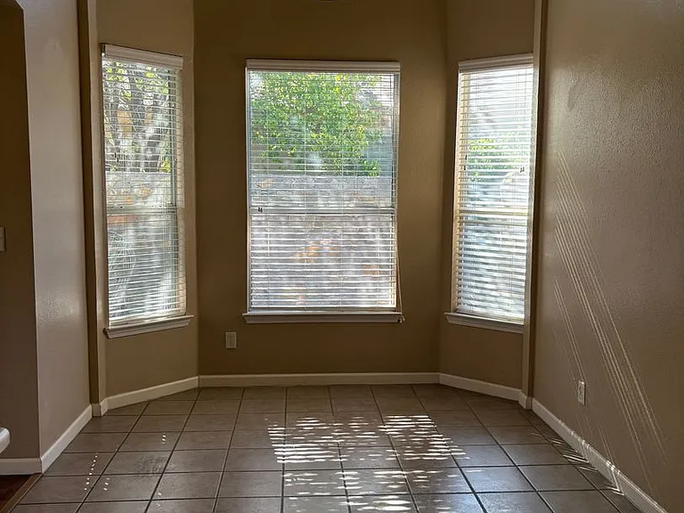12421 Paseo De Arco Ct — Photo 6