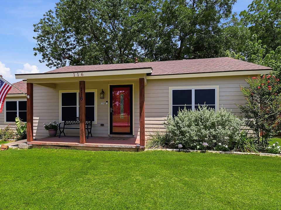 1st image of 116 Pecan St