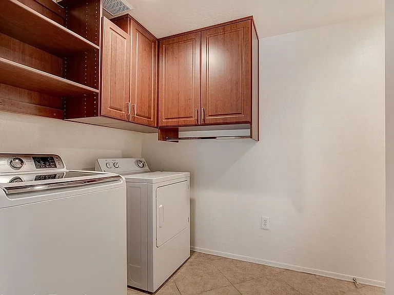 6868 Sky Pointe Dr #1030 — Photo 14