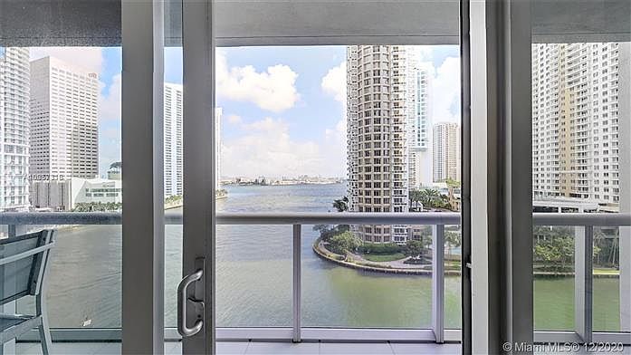1st image of 465 Brickell Ave APT 916