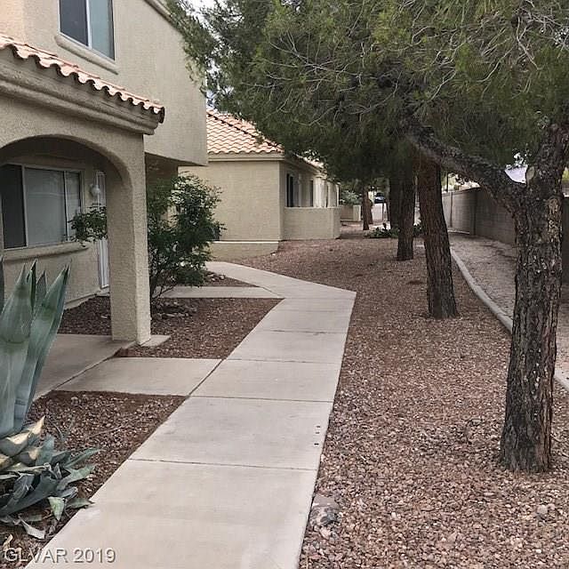 1st image of 684 Anne Lane #39c
