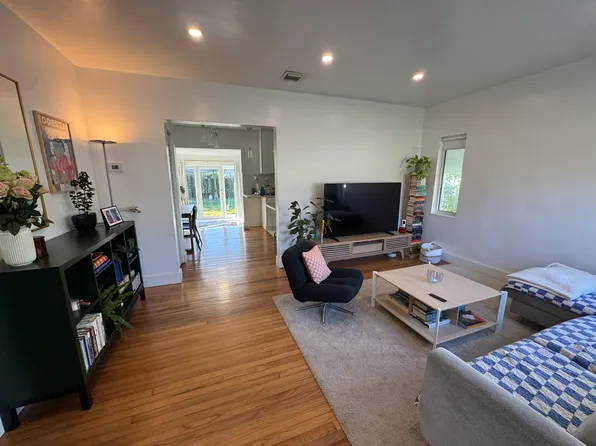 2000 SW 17th St, Miami, FL 33145