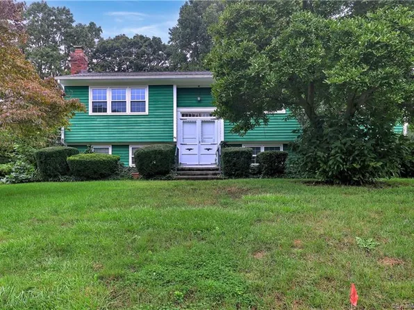 49 Selma Avenue, Derby, CT 06418