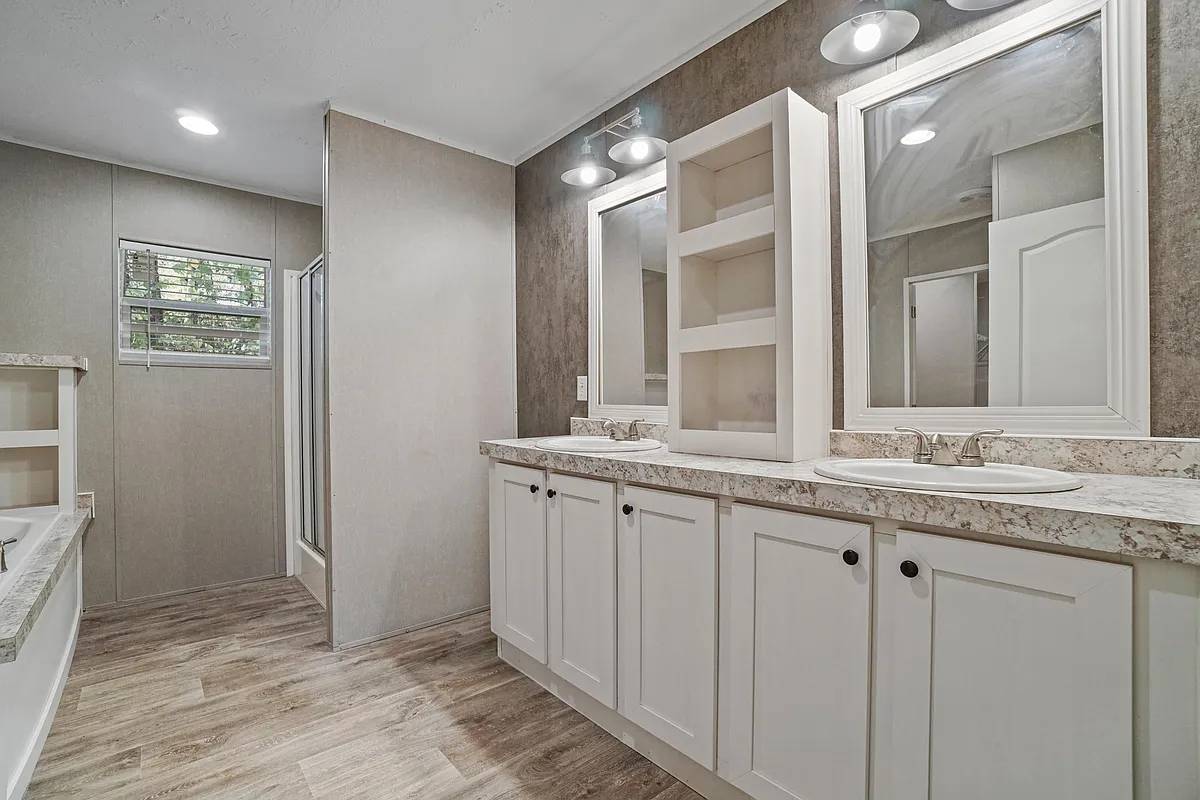 Huge master bathroom. - Forest Rd