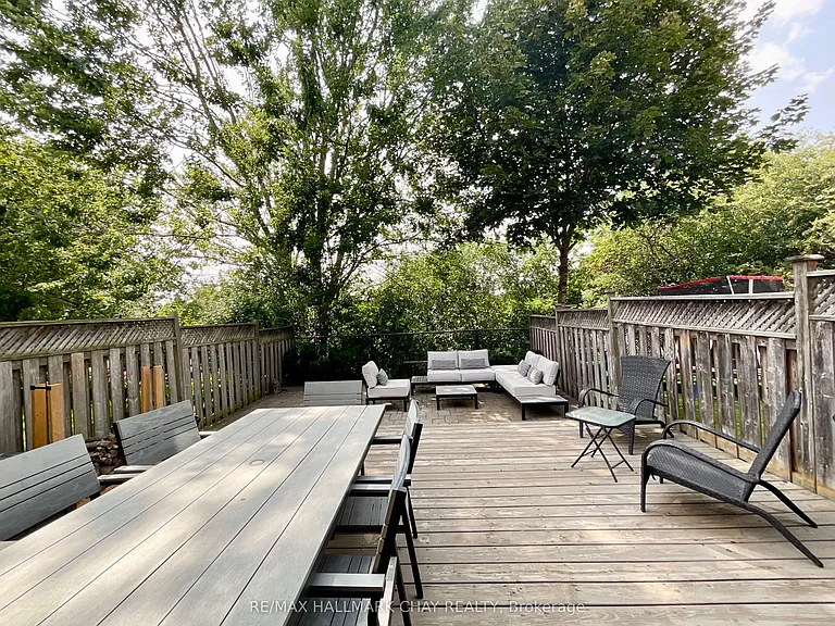 14 Gardenia Way — Photo 5