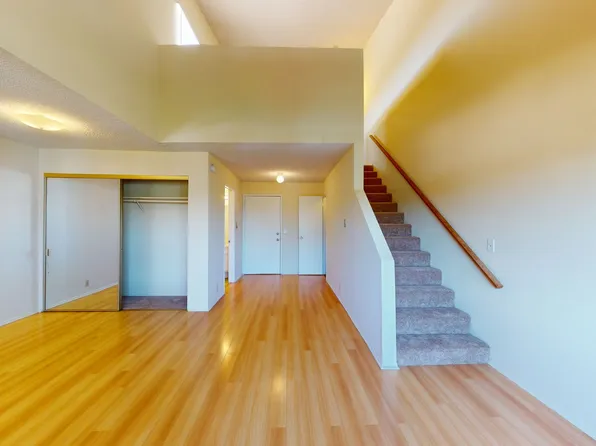 2747au, 2747 Auburn St #202, Los Angeles, CA 90039