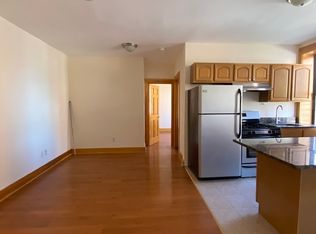 376 E 8th St #B2, Brooklyn, NY 11218