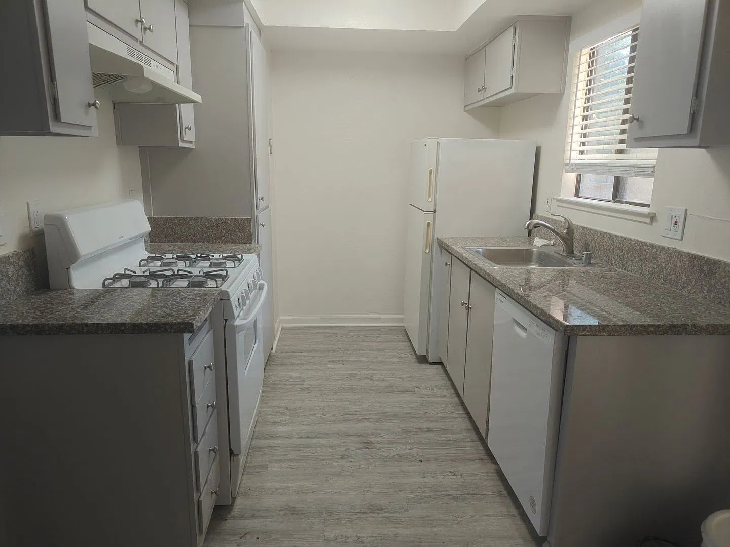 Hidden Oak Apartments — Photo 3