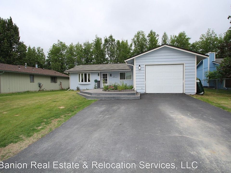 1st image of 11611 Loveland Cir