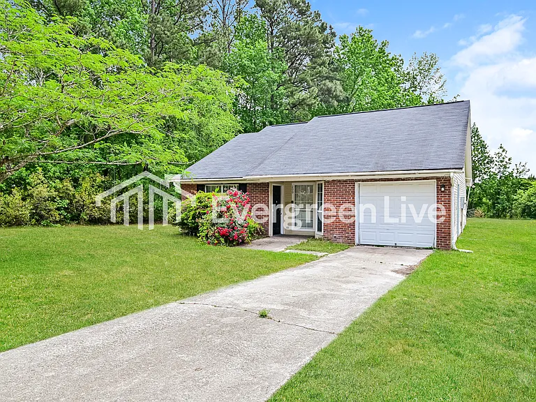 200 Greenlake Dr — Photo 15