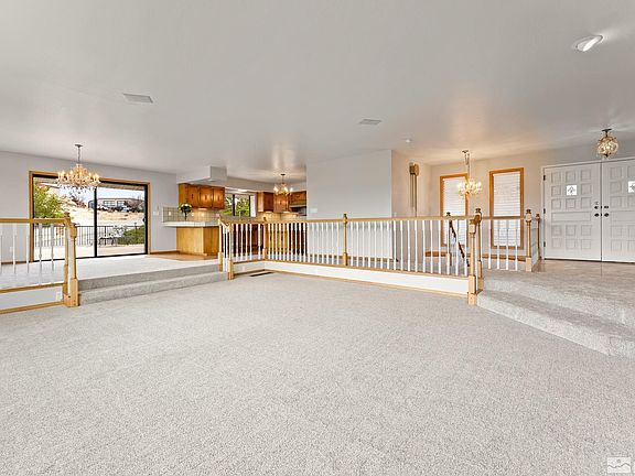 3rd image of 5354 Valley Vista Way