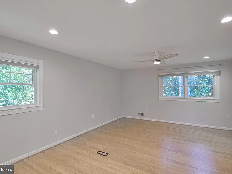 2403 Arrow Park Dr — Photo 27