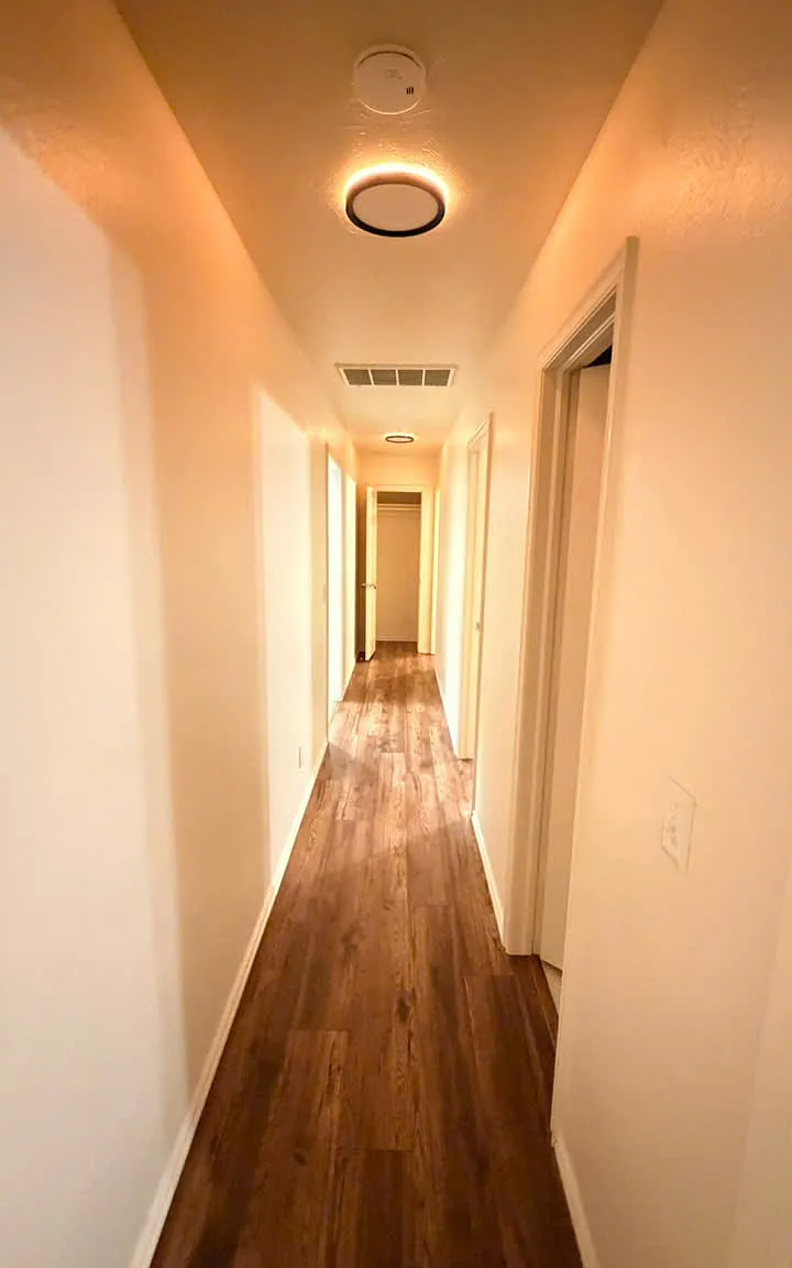 5 bed, 2083 sqft, $2,300 — Photo 4