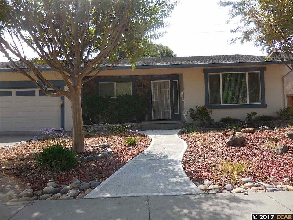 1st image of 21 Terranova Dr