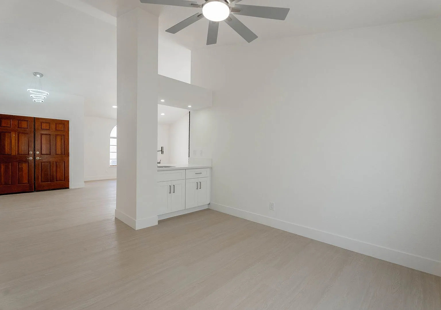 2118 Fountain Springs Drive, Henderson, NV 89074 — Photo 4