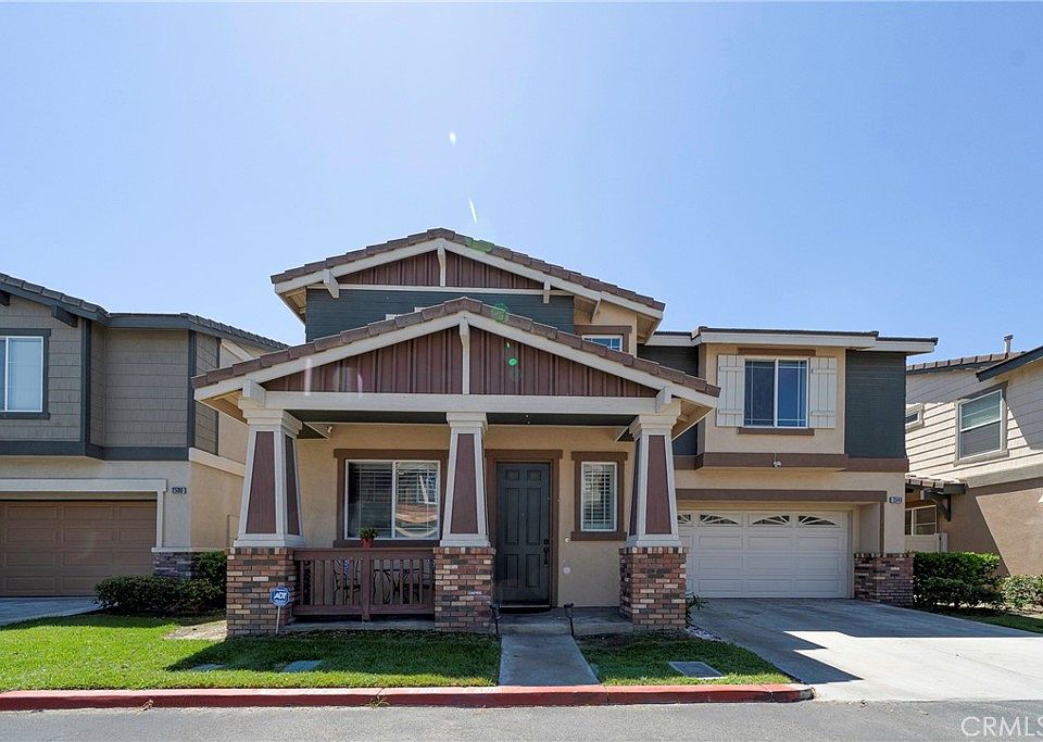 1st image of 2540 W Glen Ivy Ln