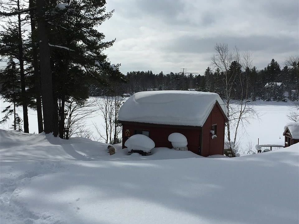 1st image of 233 N Basin Dr