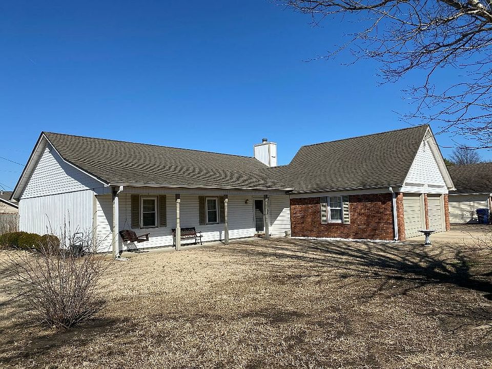 2nd image of 340 Cottonwood Ln