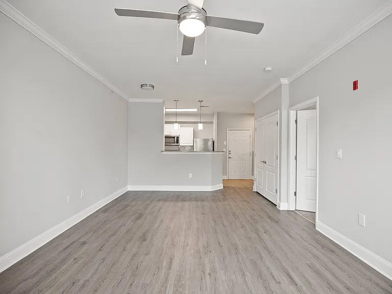Expansive Breakfast Bar