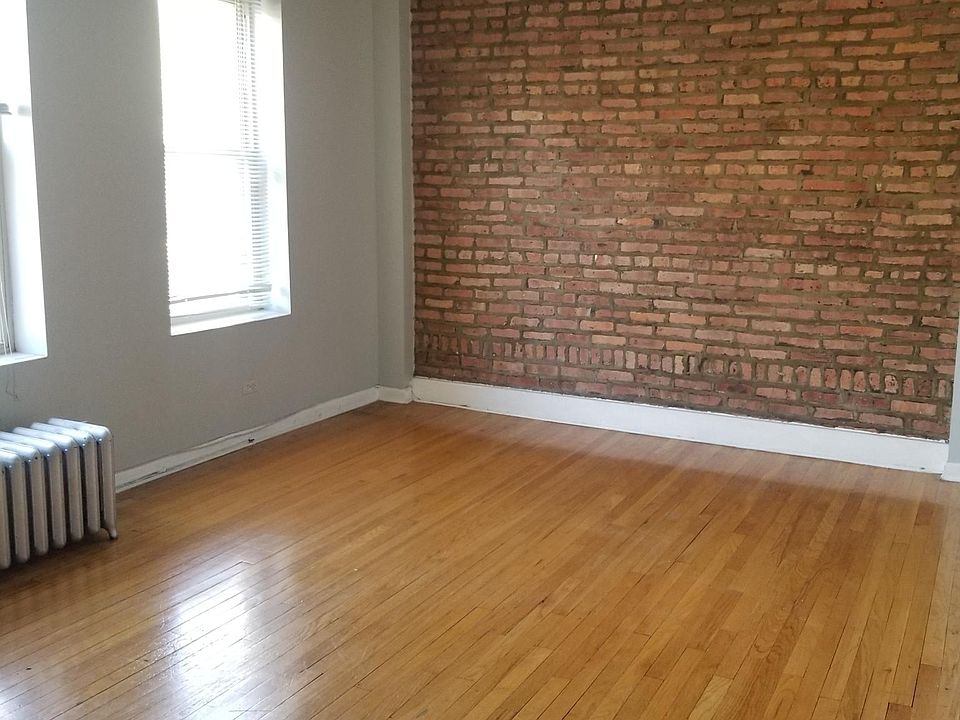 1st image of 4233 N Paulina St APT 1W