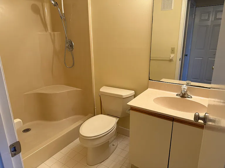 6533 SE Federal Hwy #102 — Photo 8