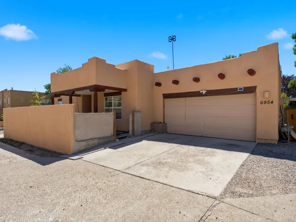 6954 Golden Mesa, Santa Fe, NM 87507