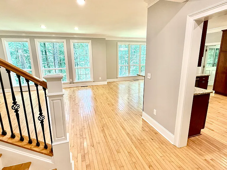 2041 English Ln — Photo 17