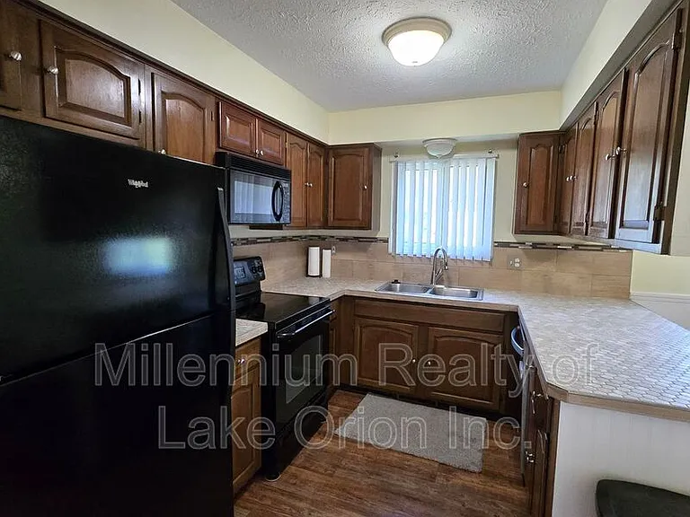 730 Harry Paul Dr — Photo 10