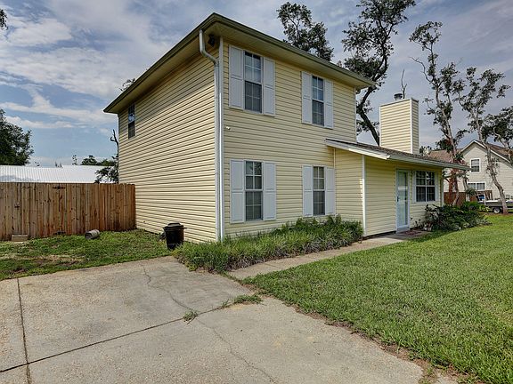 3rd image of 4926 Fargo St