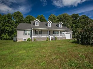 226 Hylton Loop Rd, Coal City, WV 25823